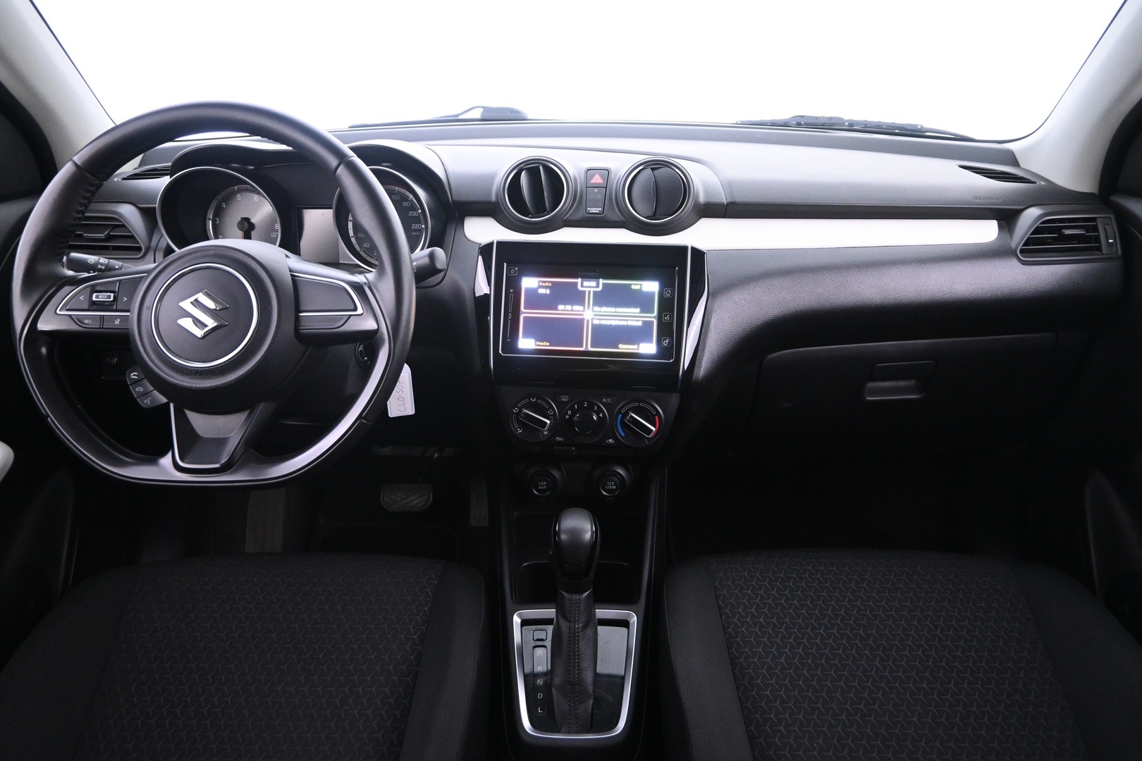 SUZUKI Swift 2020