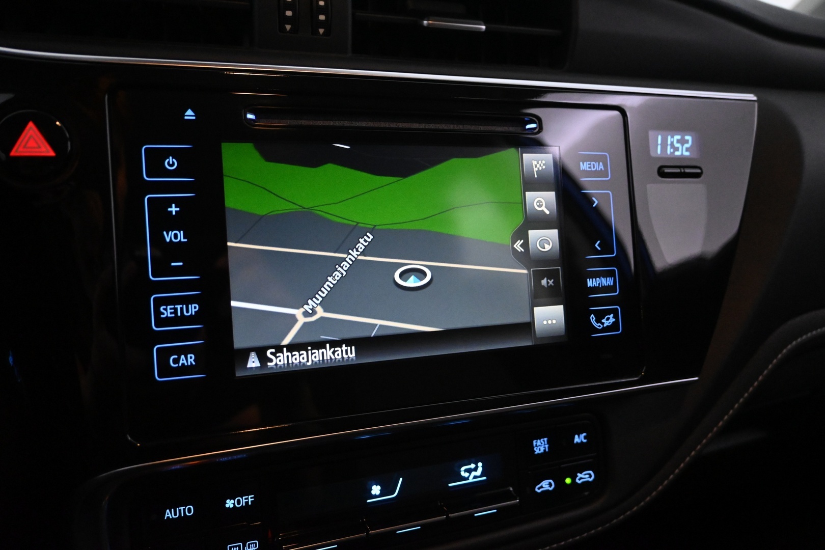 TOYOTA Auris 2018