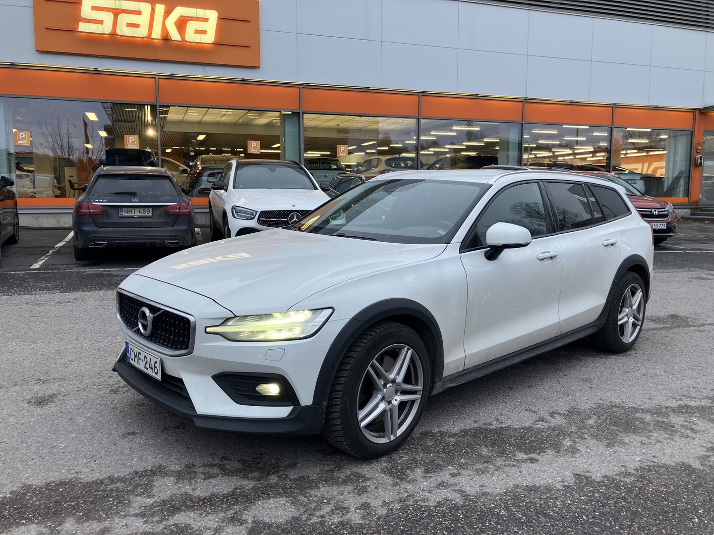 VOLVO V60 Cross Country 2019