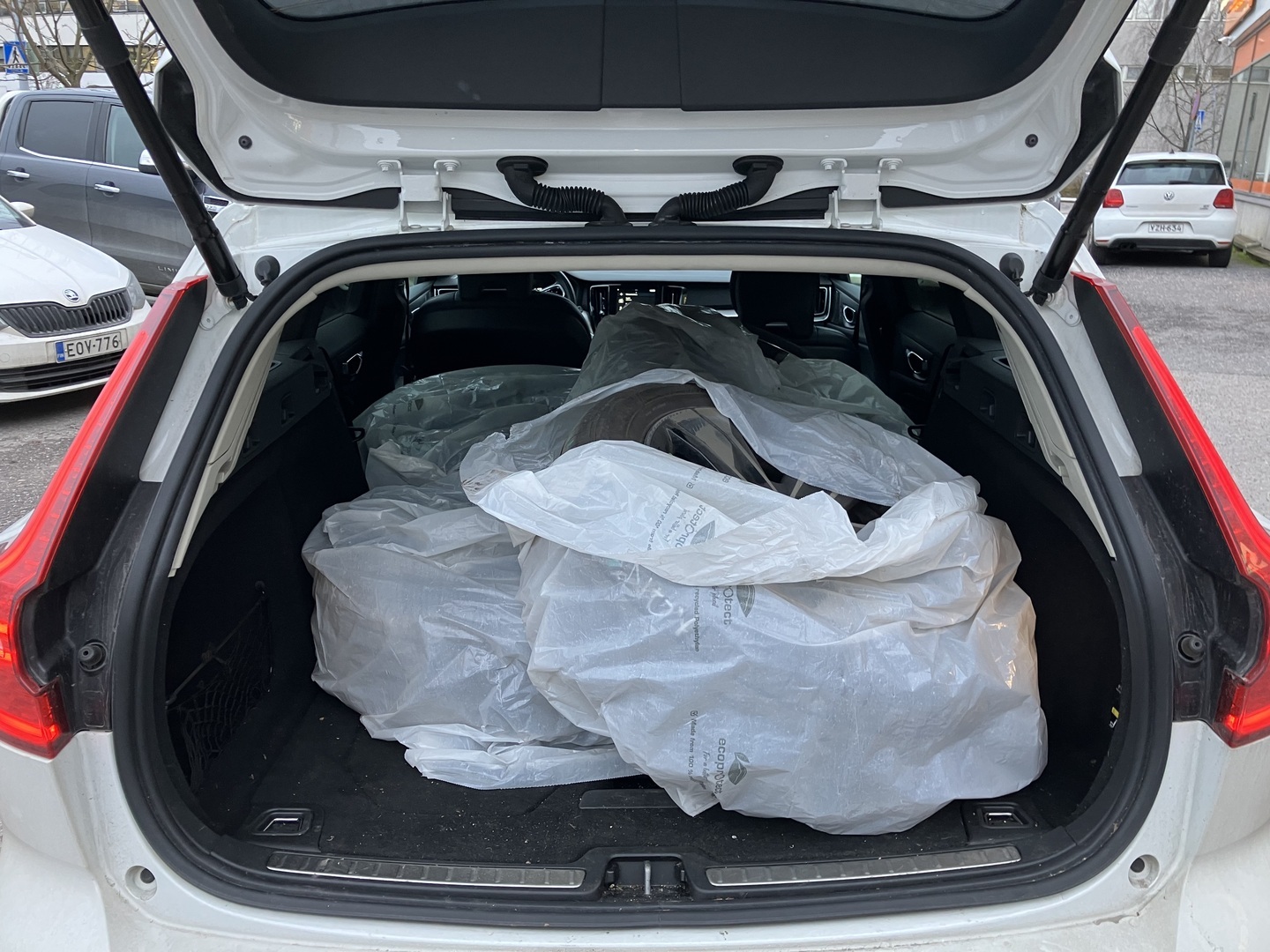 VOLVO V60 Cross Country 2019