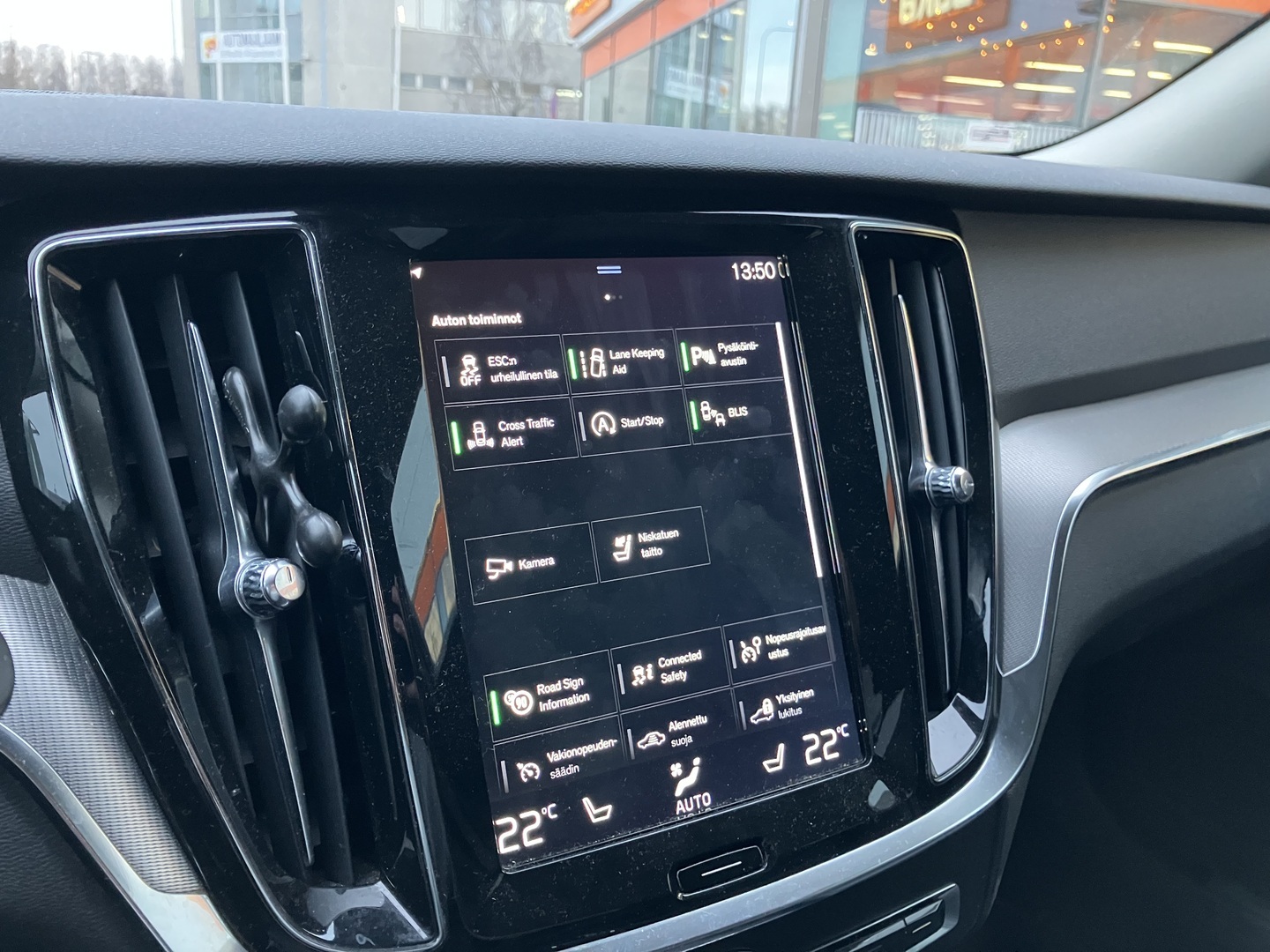 VOLVO V60 Cross Country 2019