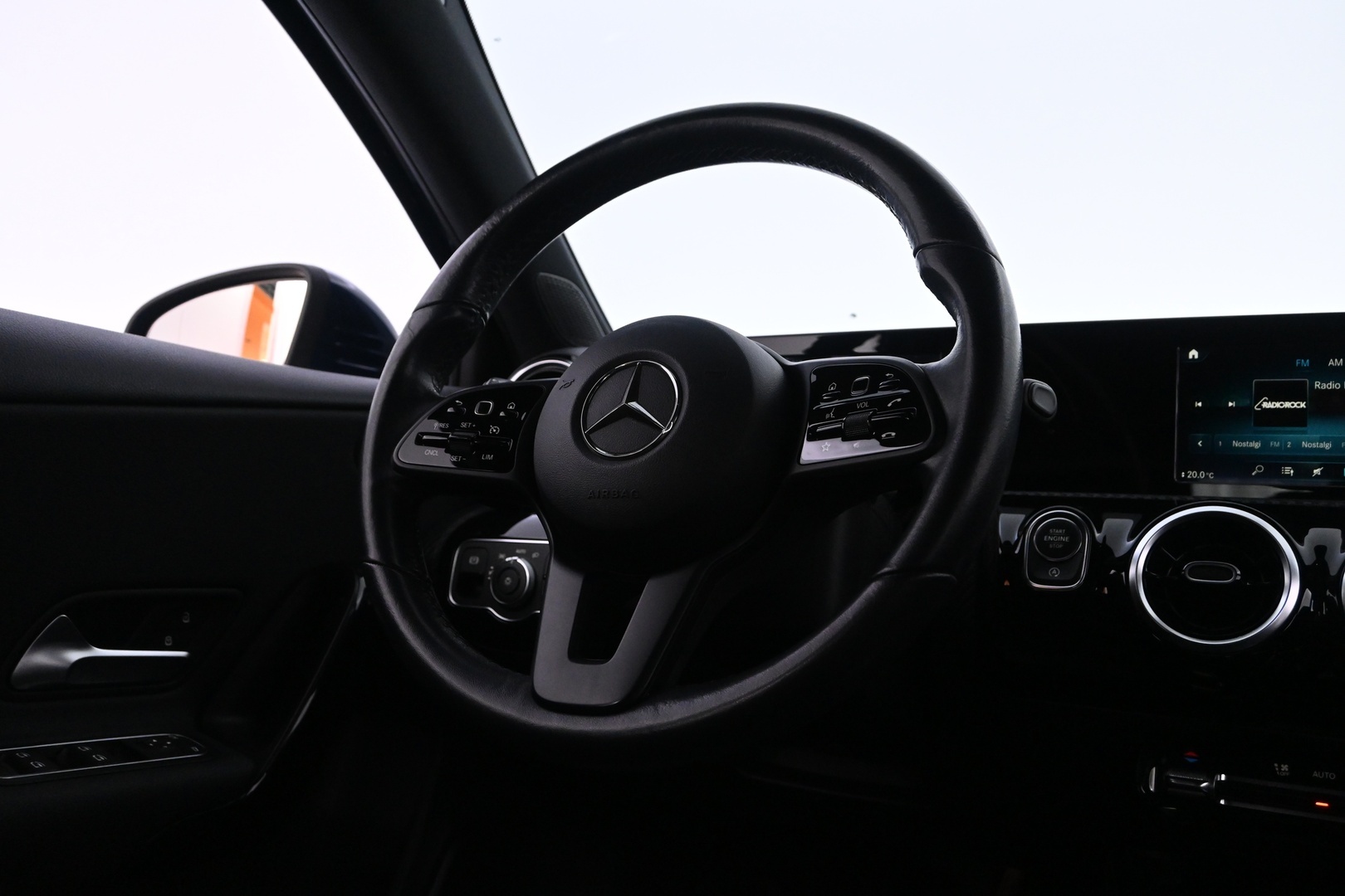 MERCEDES-BENZ A 2019