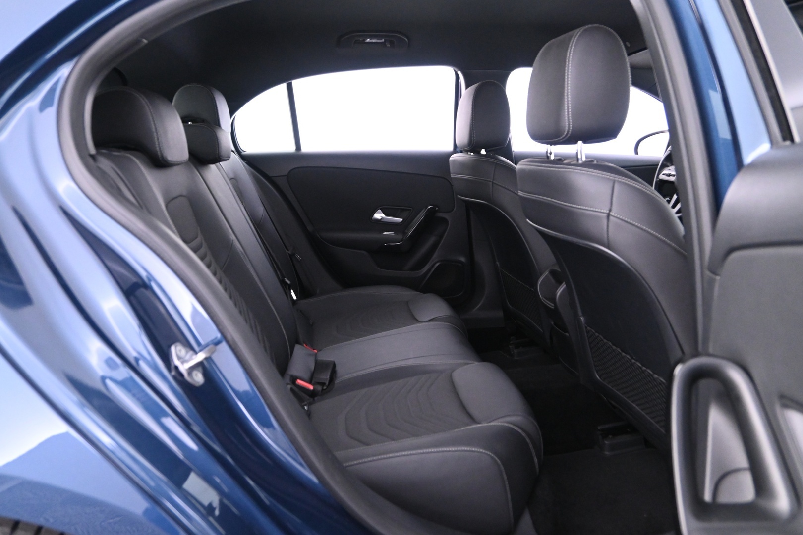 MERCEDES-BENZ A 2019