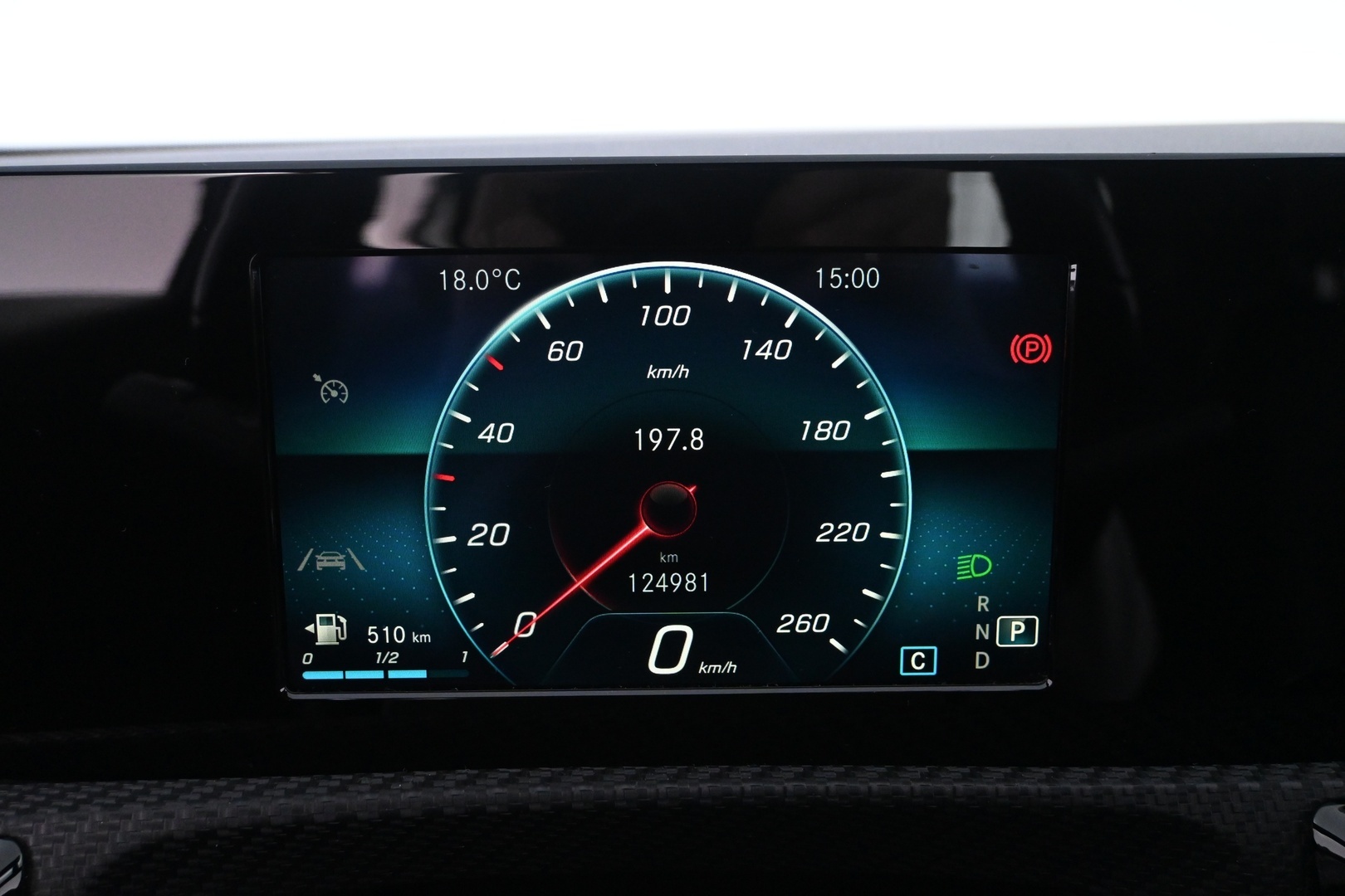 MERCEDES-BENZ A 2019
