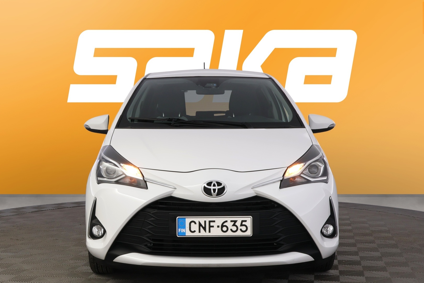 TOYOTA Yaris 2019