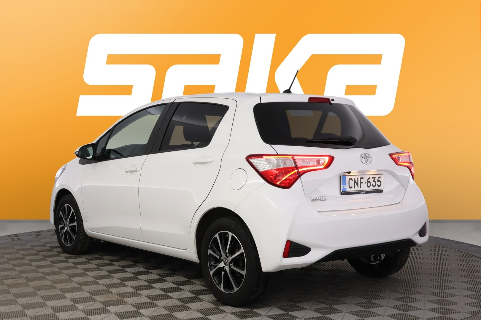 TOYOTA Yaris 2019