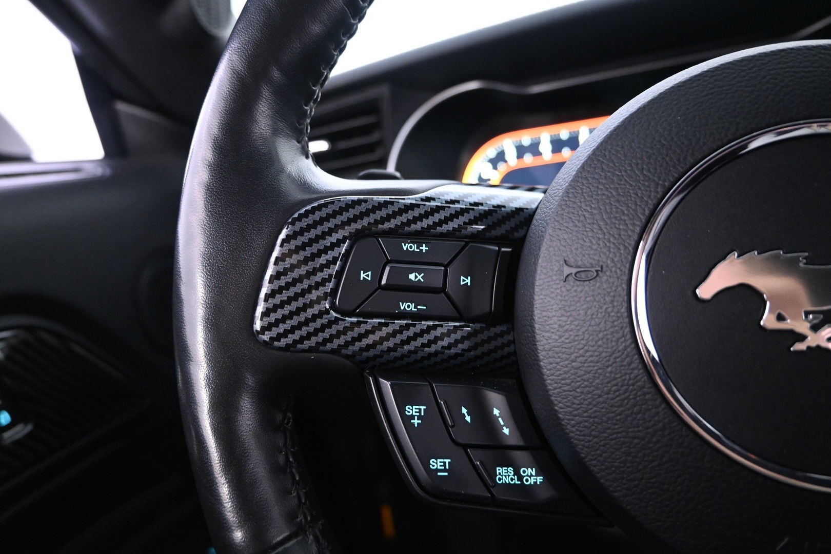 FORD Mustang 2019