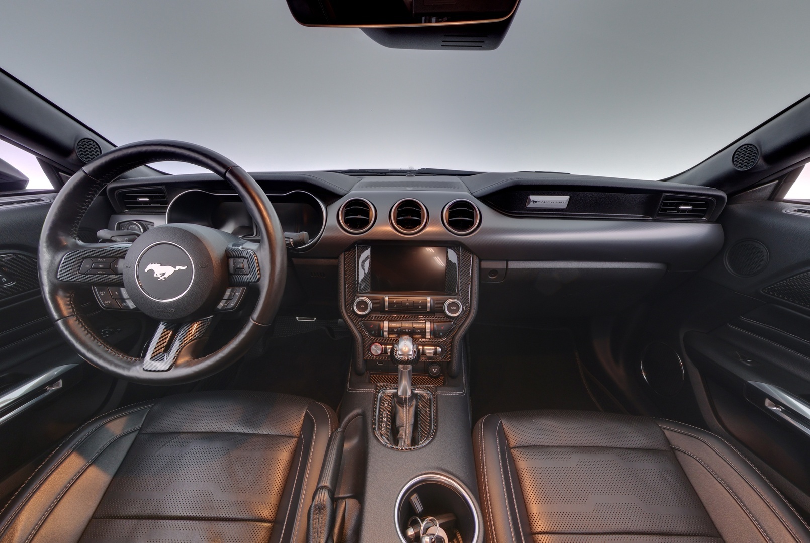 FORD Mustang 2019