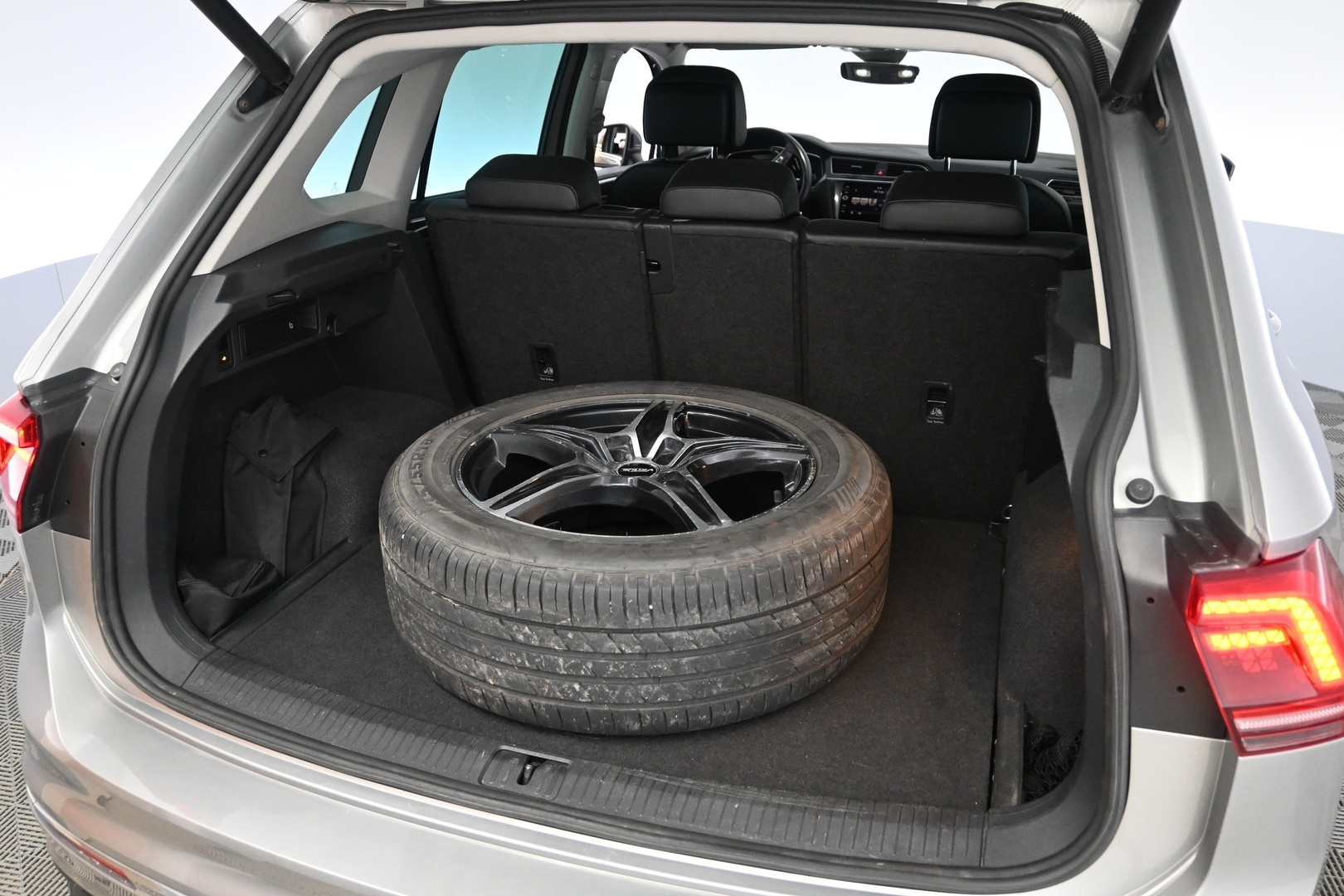 VOLKSWAGEN Tiguan 2018