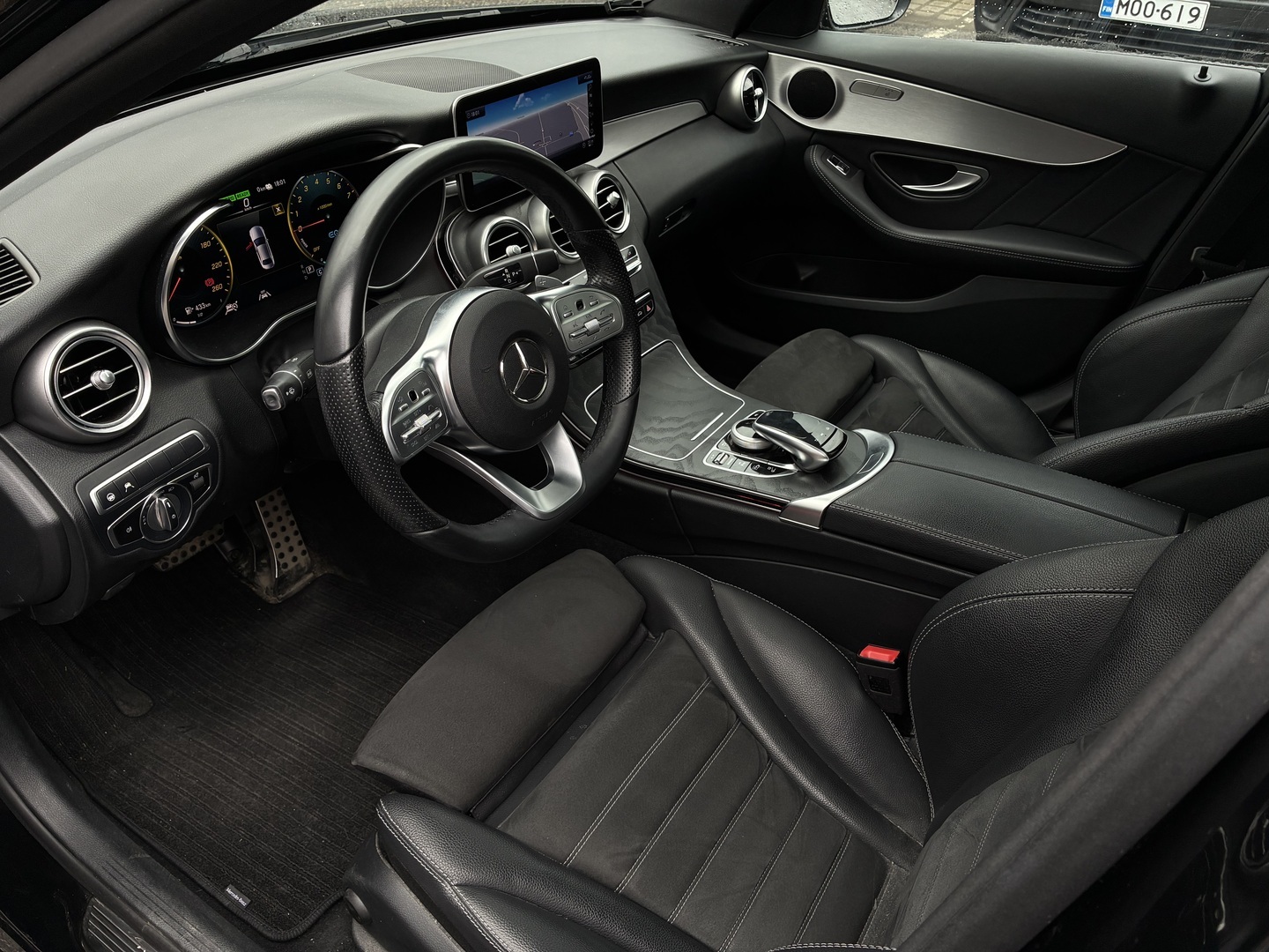 MERCEDES-BENZ C 2020