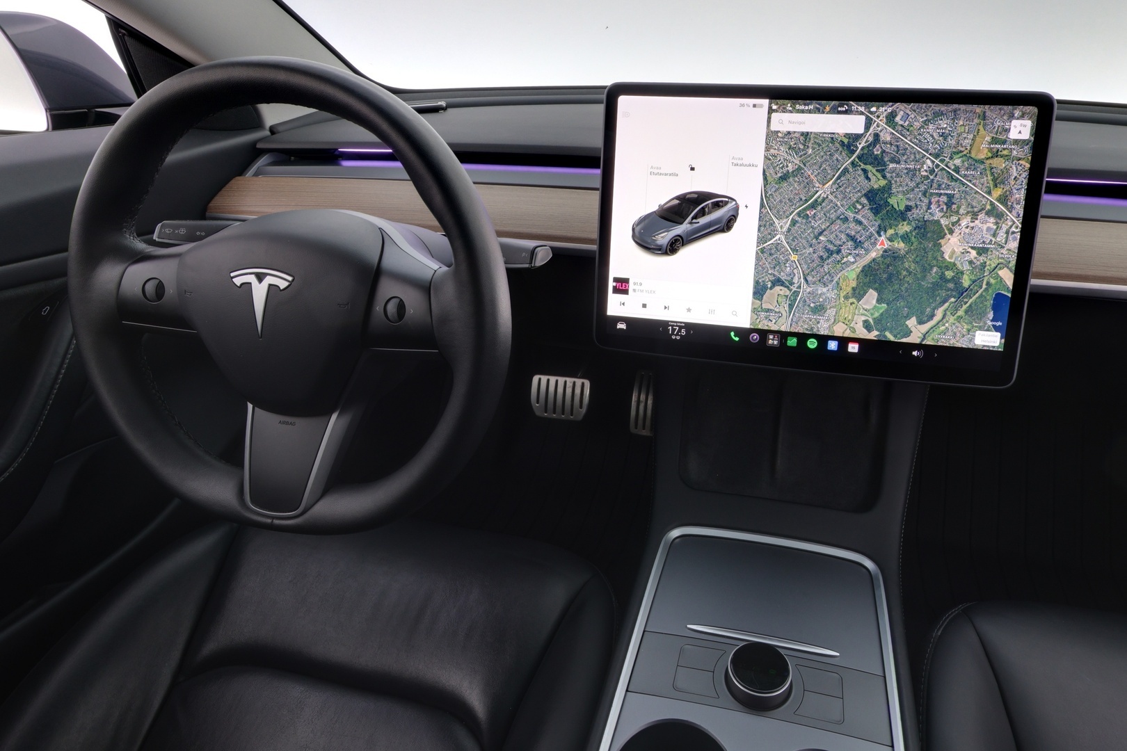 TESLA Model 3 2021