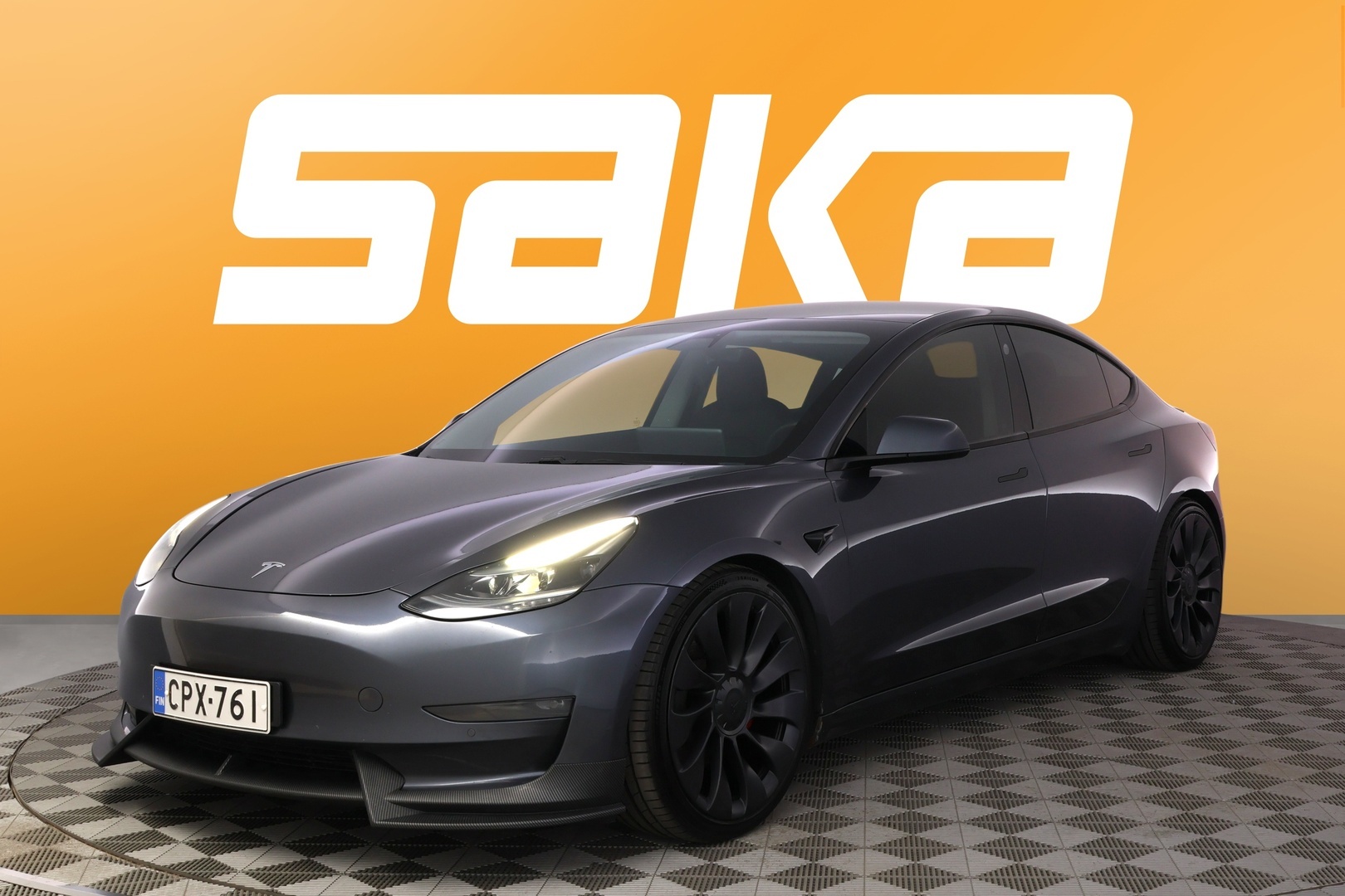 TESLA Model 3 2021