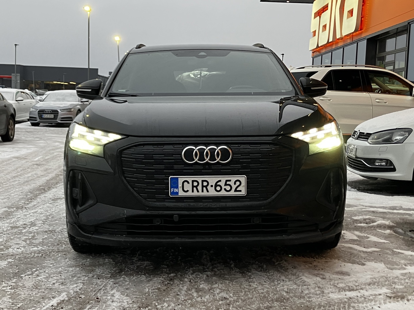 AUDI Q4 e-tron 2023