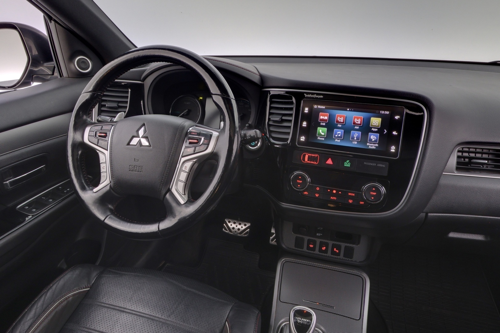 MITSUBISHI Outlander 2018