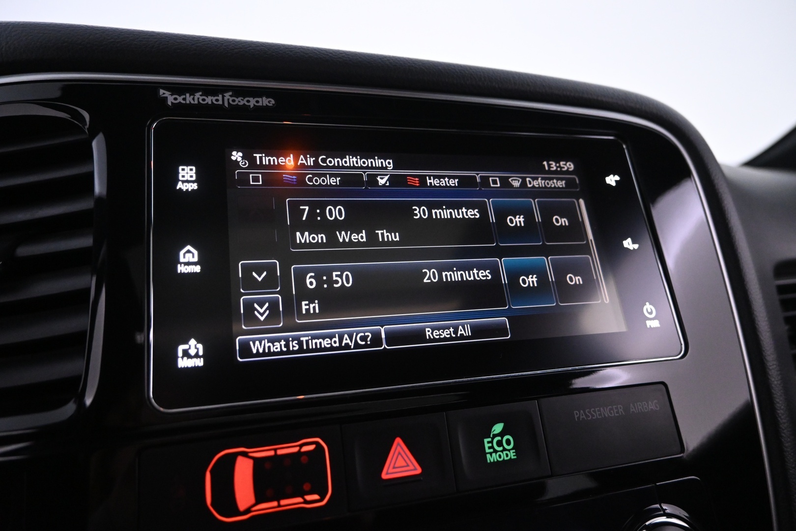 MITSUBISHI Outlander 2018