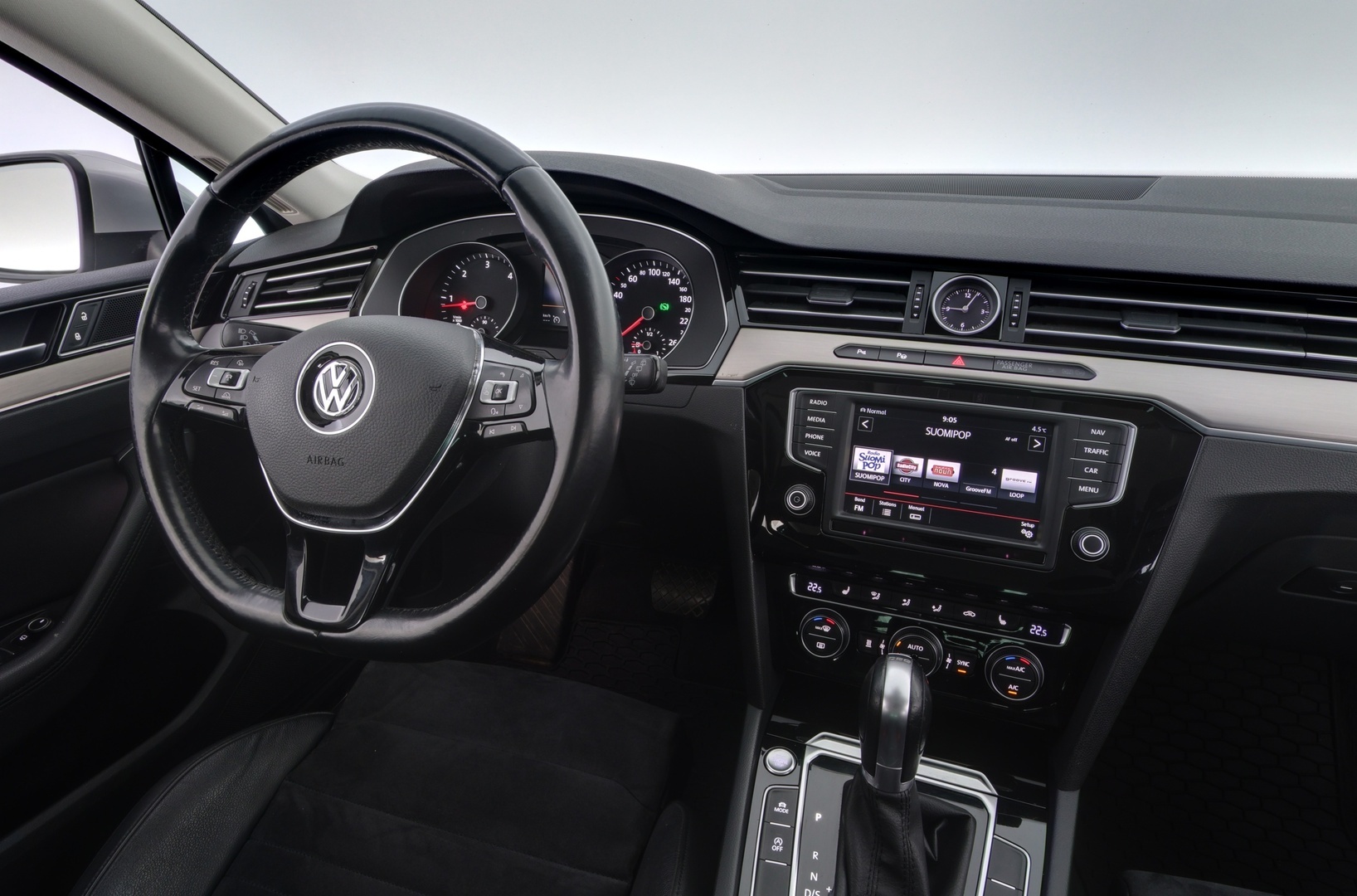VOLKSWAGEN Passat 2015