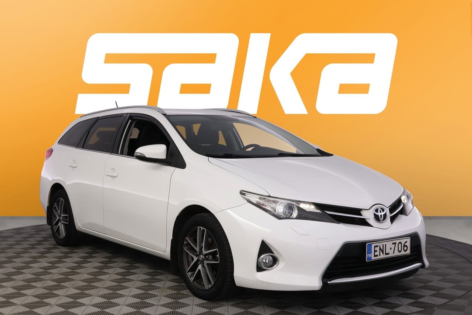 TOYOTA Auris 2015