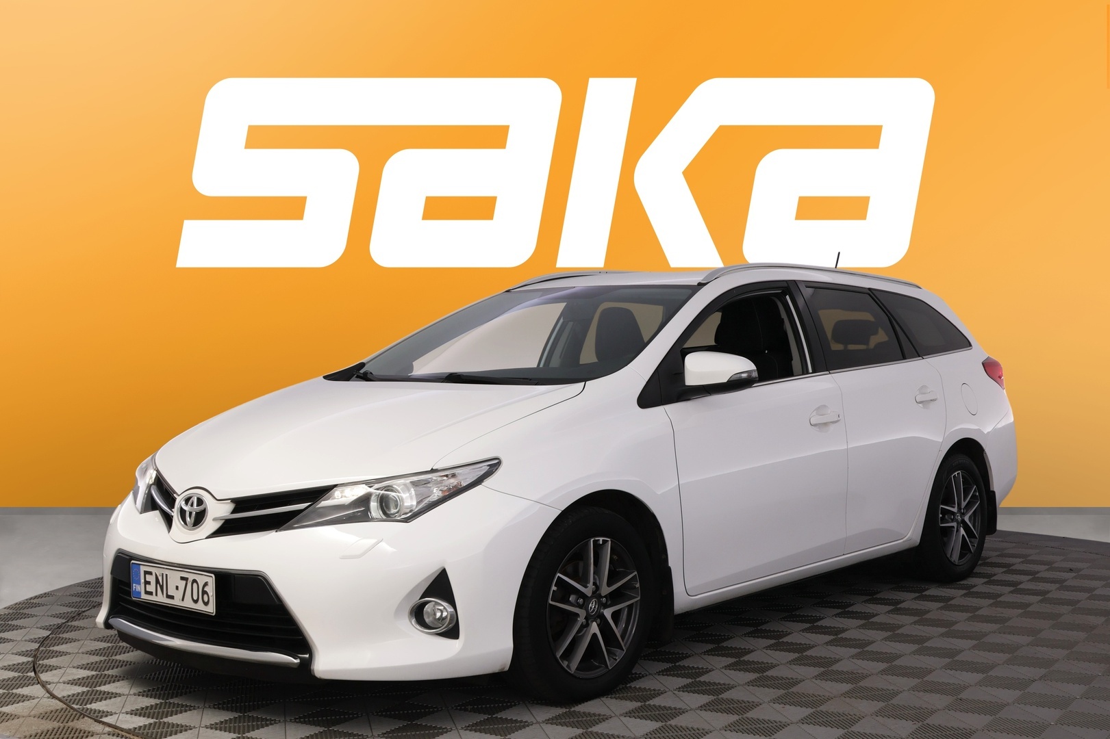 TOYOTA Auris 2015