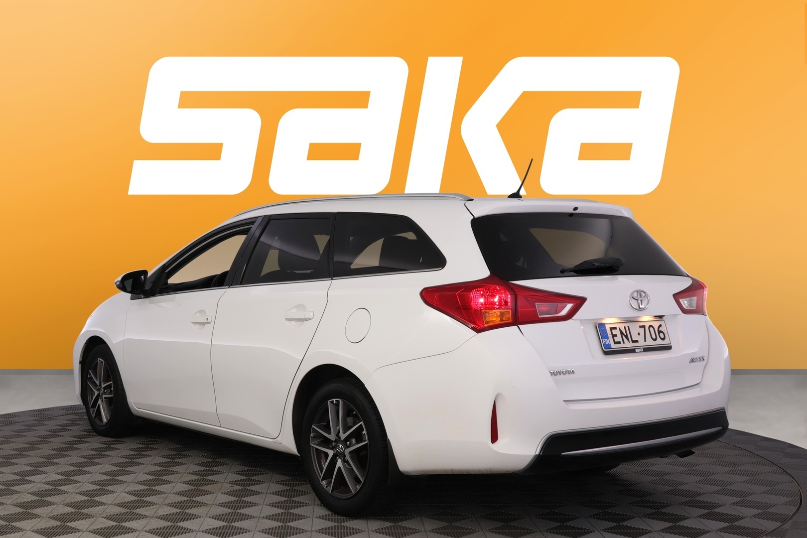 TOYOTA Auris 2015