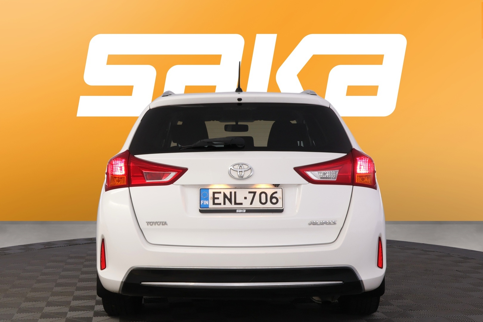 TOYOTA Auris 2015
