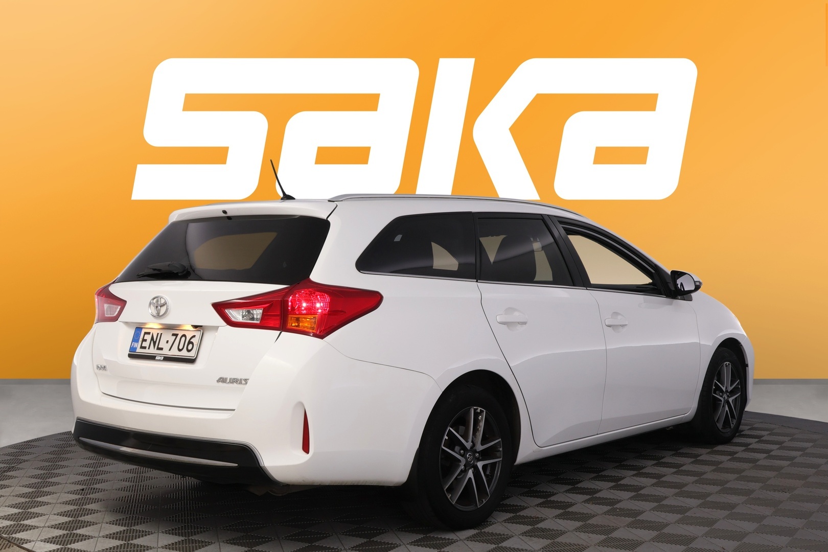 TOYOTA Auris 2015