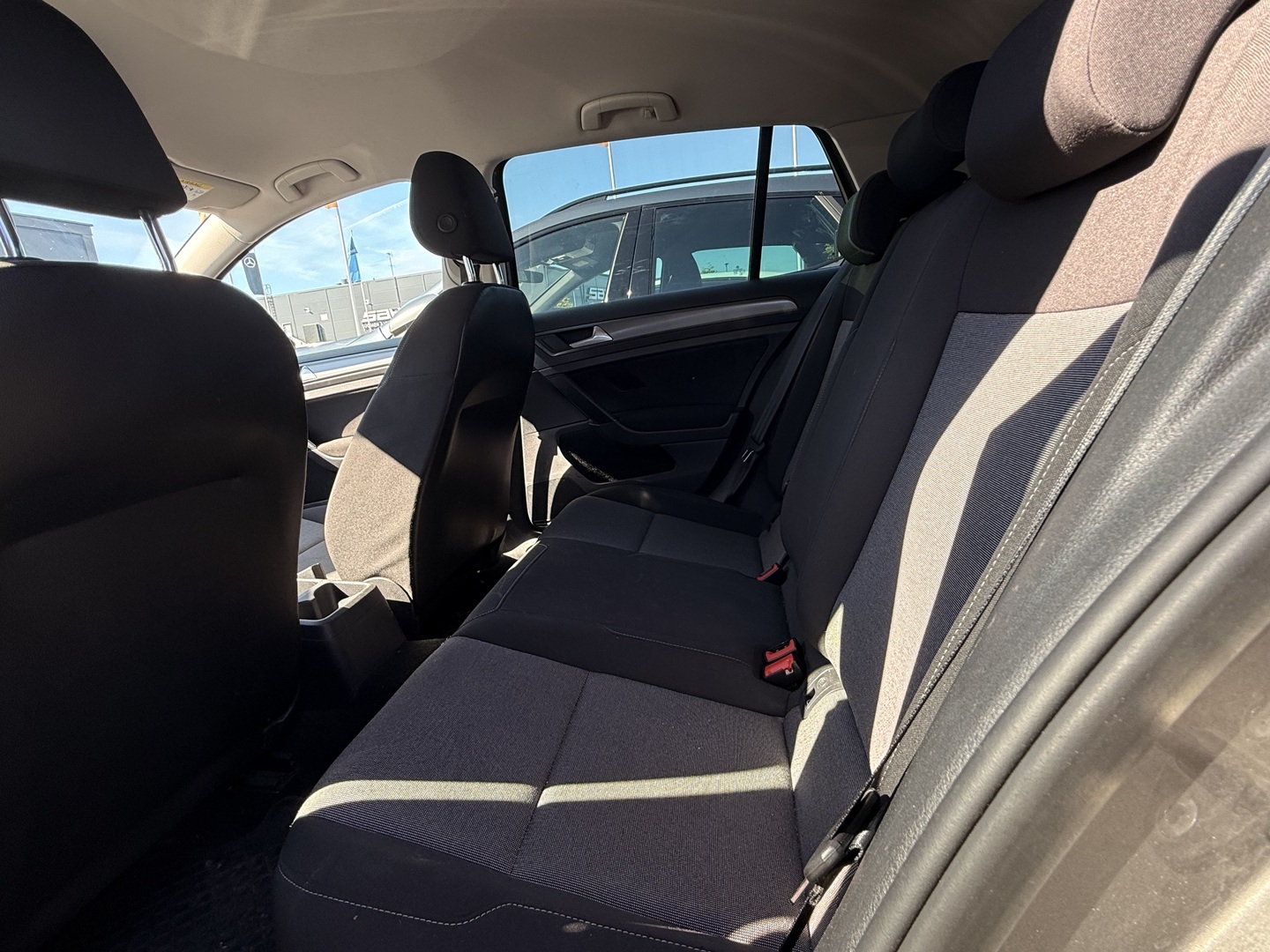 VOLKSWAGEN Golf 2015