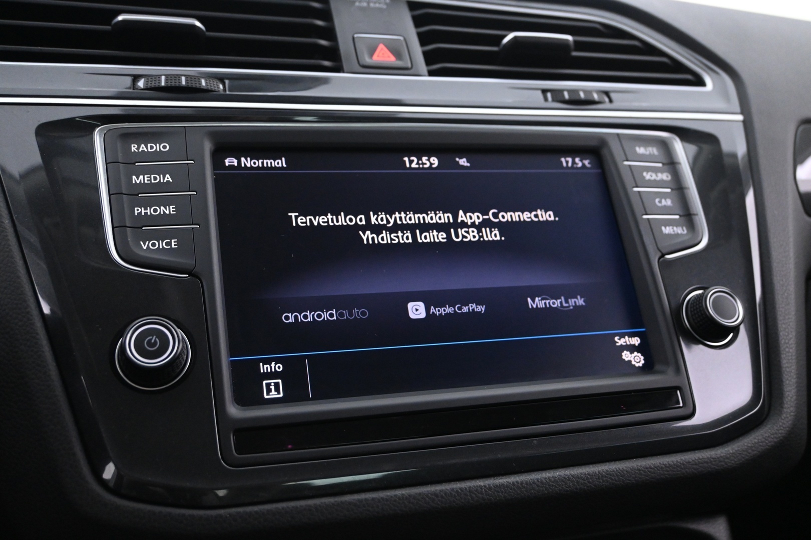 VOLKSWAGEN Tiguan 2017