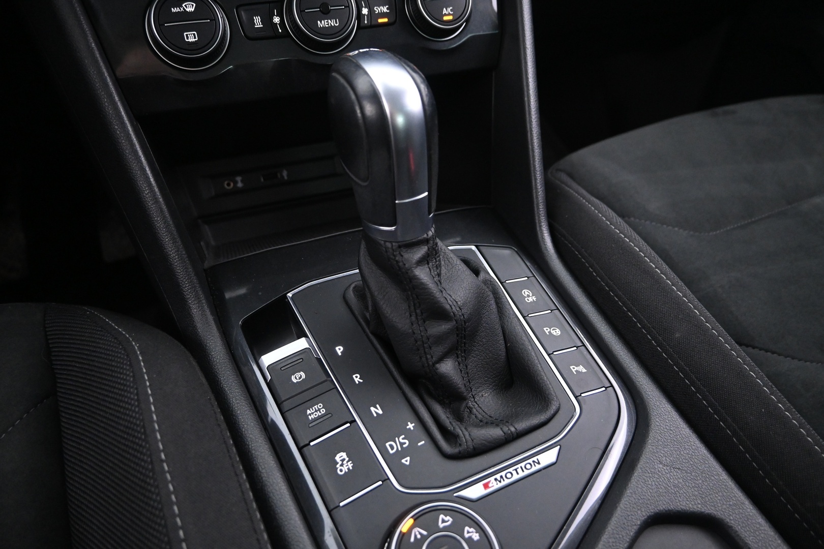 VOLKSWAGEN Tiguan 2017