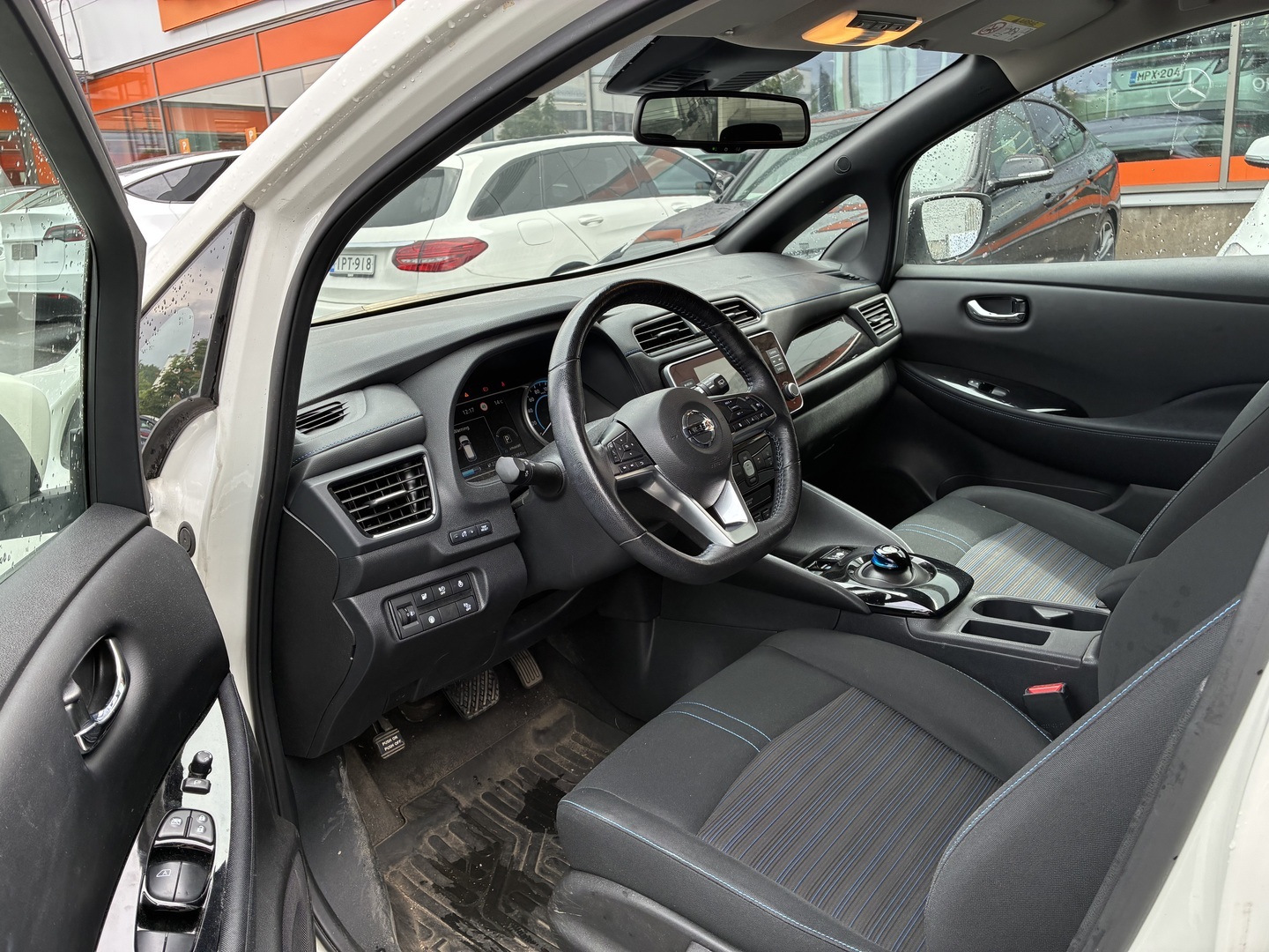 NISSAN Leaf 2022