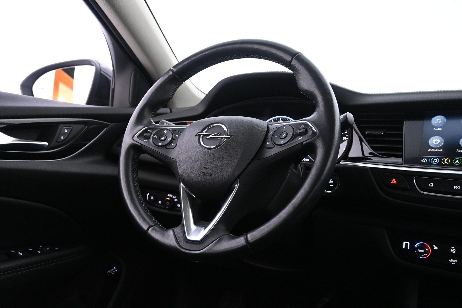 OPEL Insignia 2022