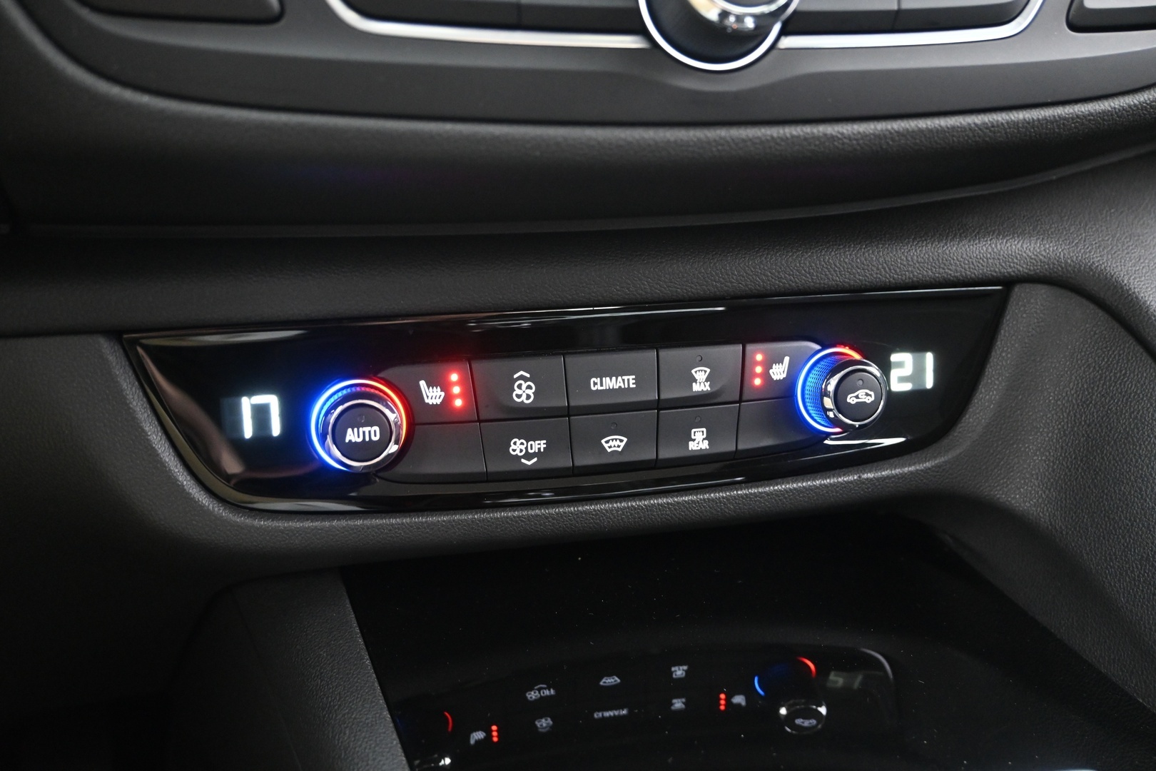 OPEL Insignia 2022