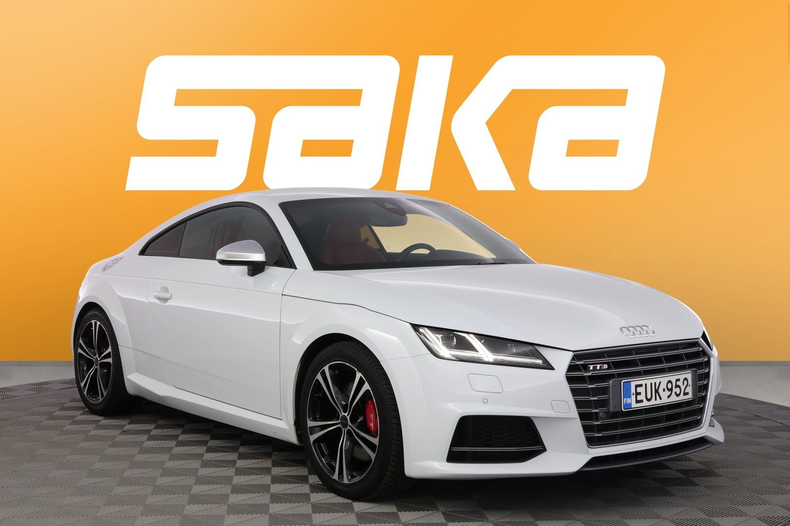 AUDI TTS 2015