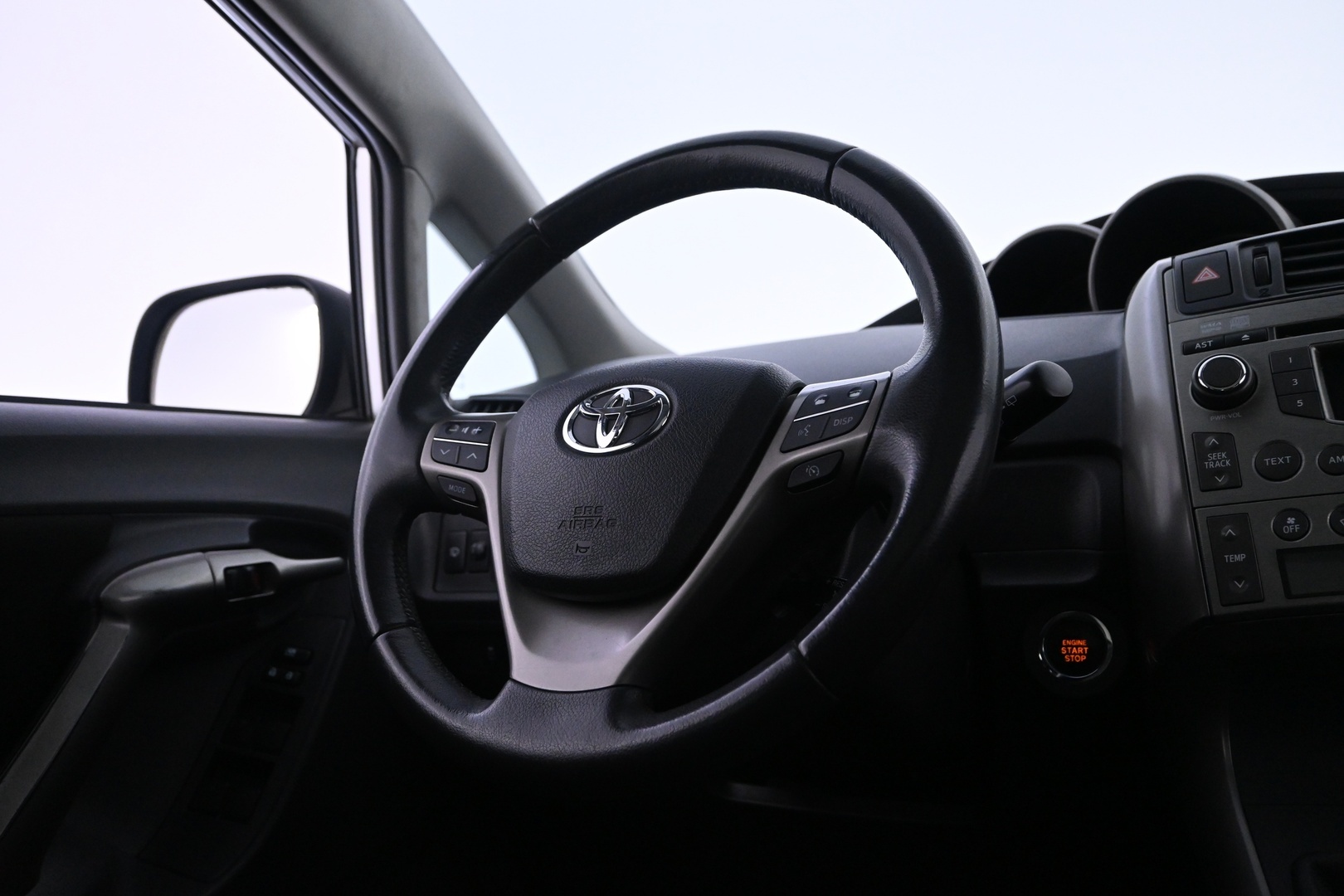 TOYOTA Verso 2010