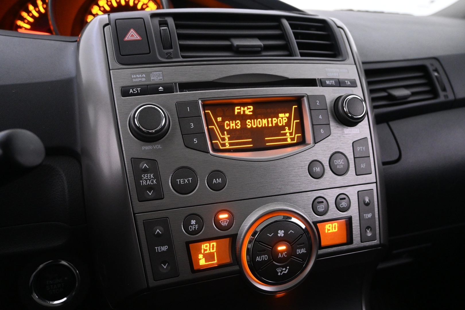 TOYOTA Verso 2010