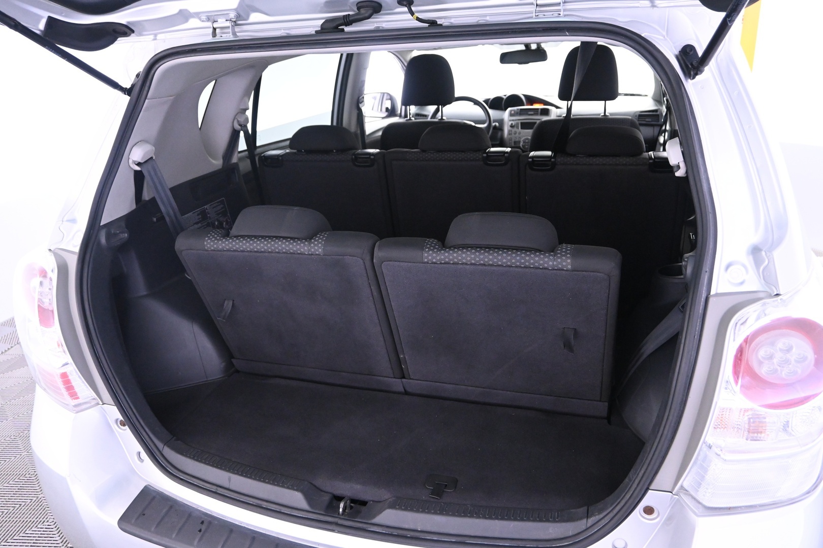 TOYOTA Verso 2010