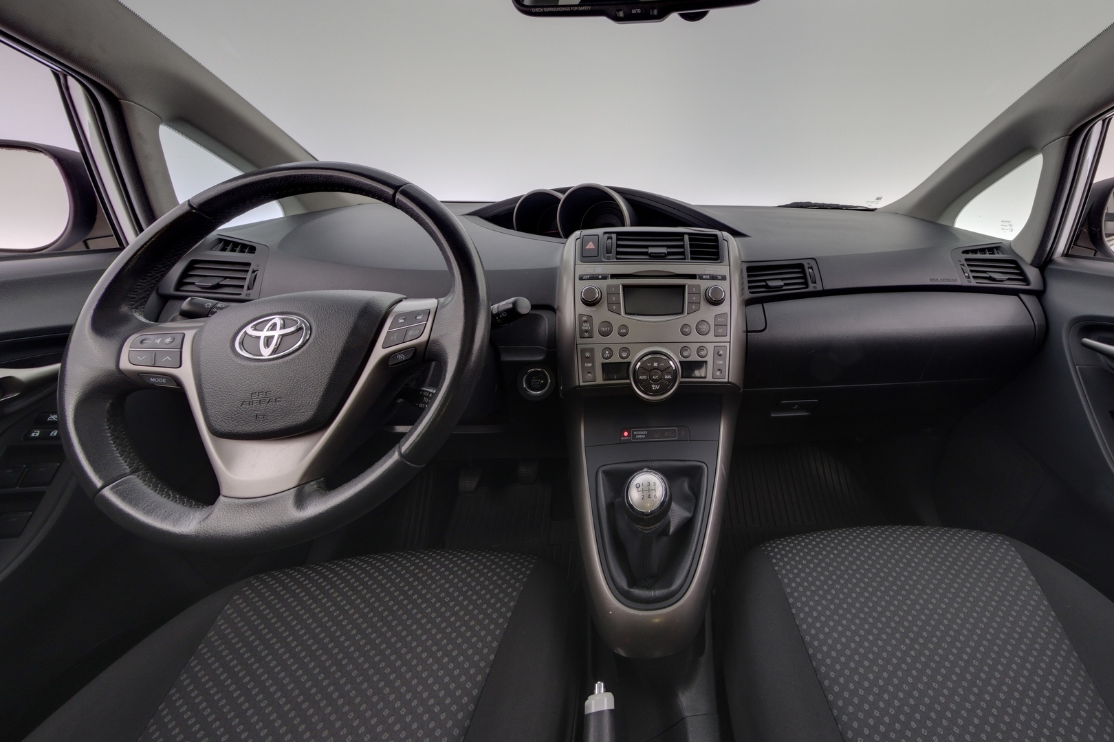TOYOTA Verso 2010