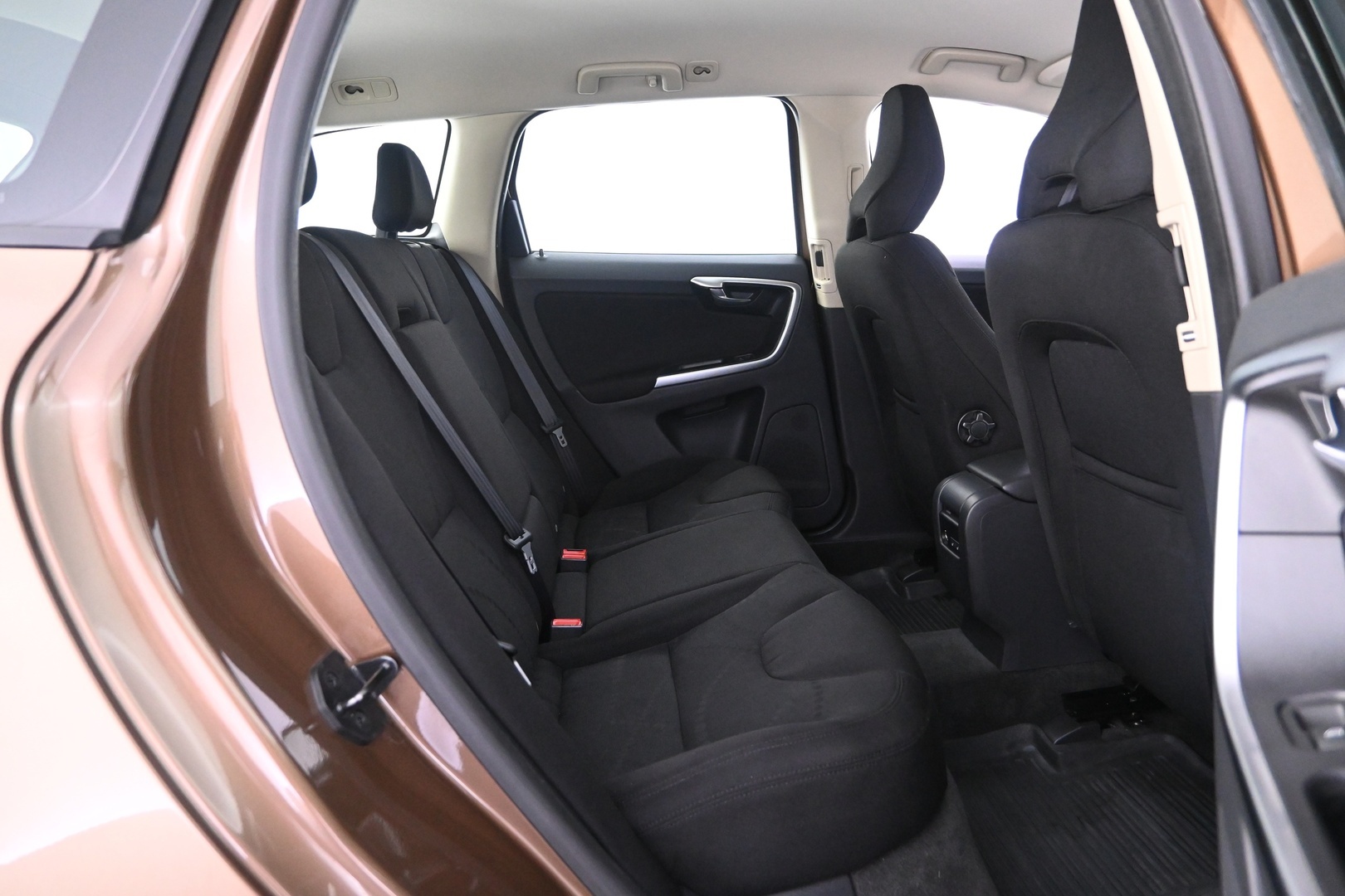 VOLVO XC60 2011