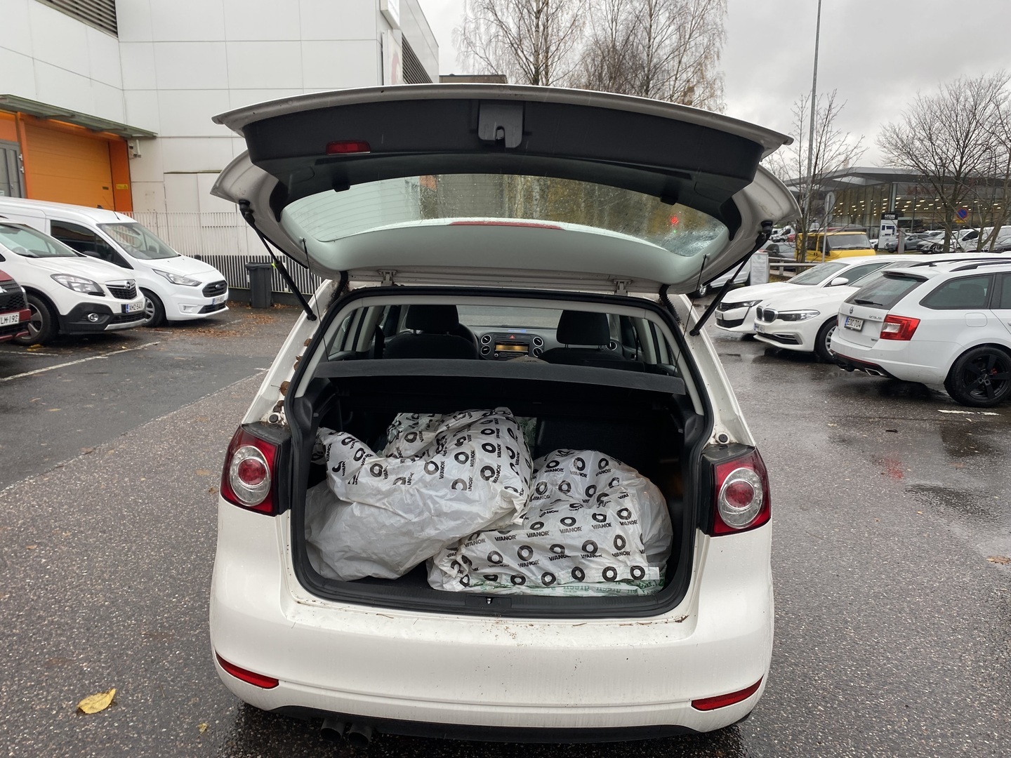 VOLKSWAGEN Golf Plus 2011