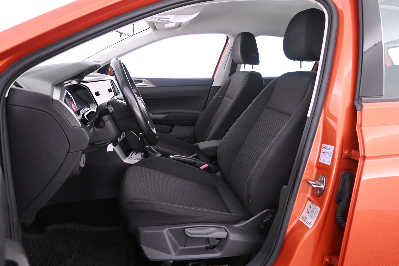 VOLKSWAGEN Polo 2018
