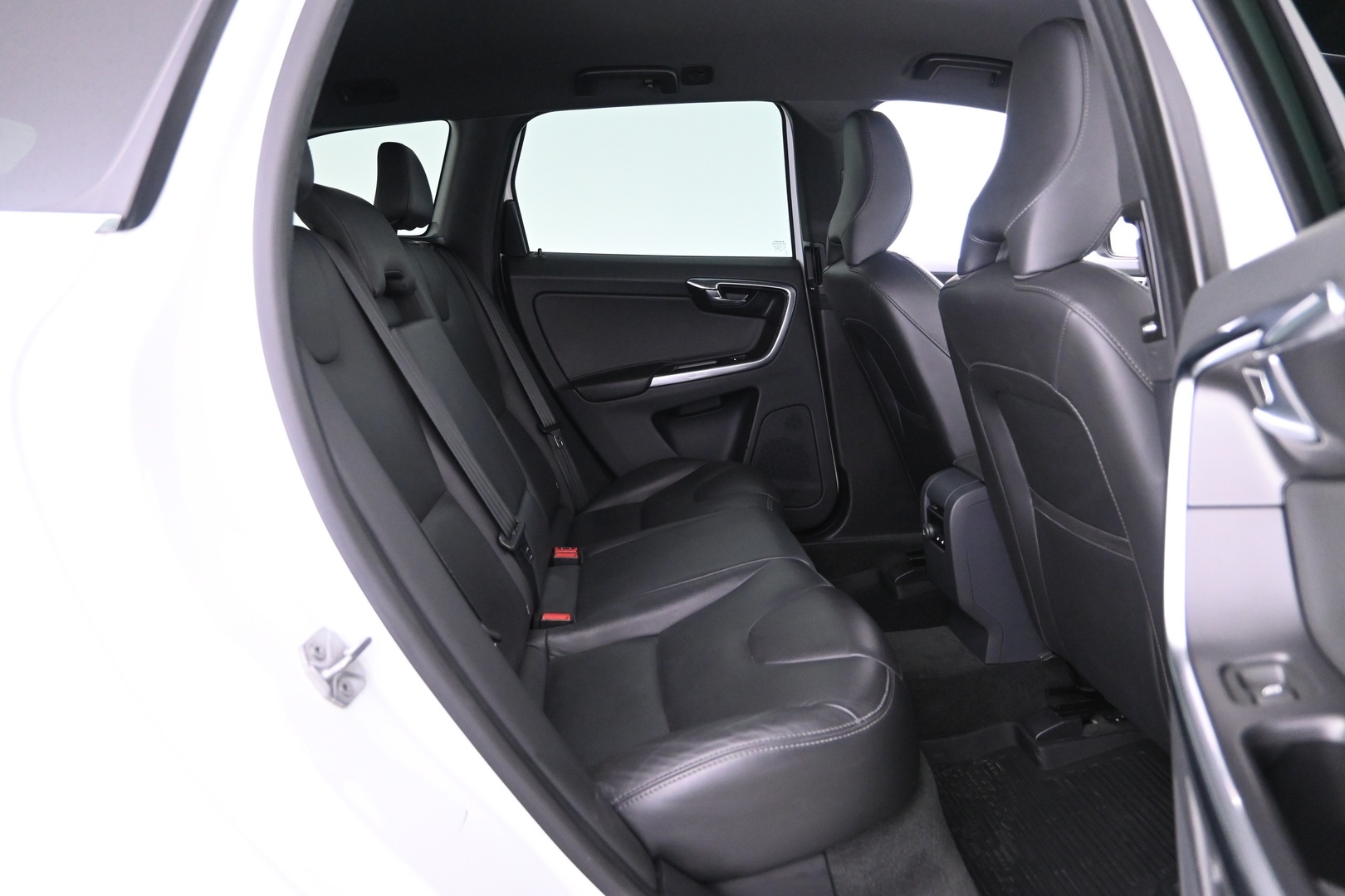 VOLVO XC60 2017