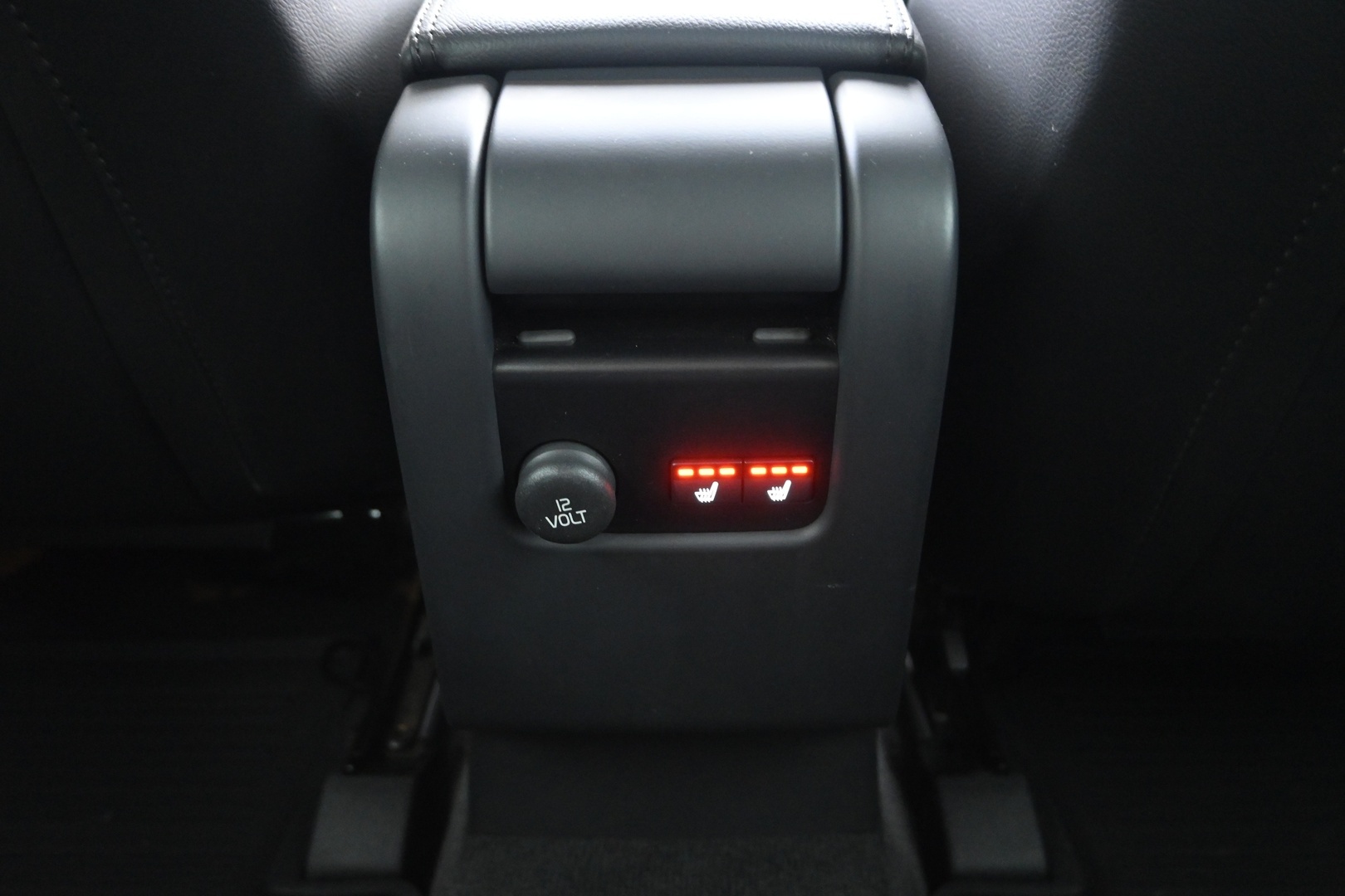 VOLVO XC60 2017