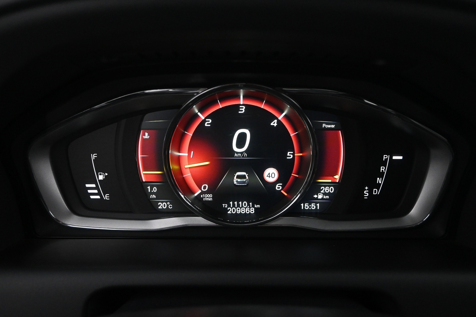 VOLVO XC60 2017