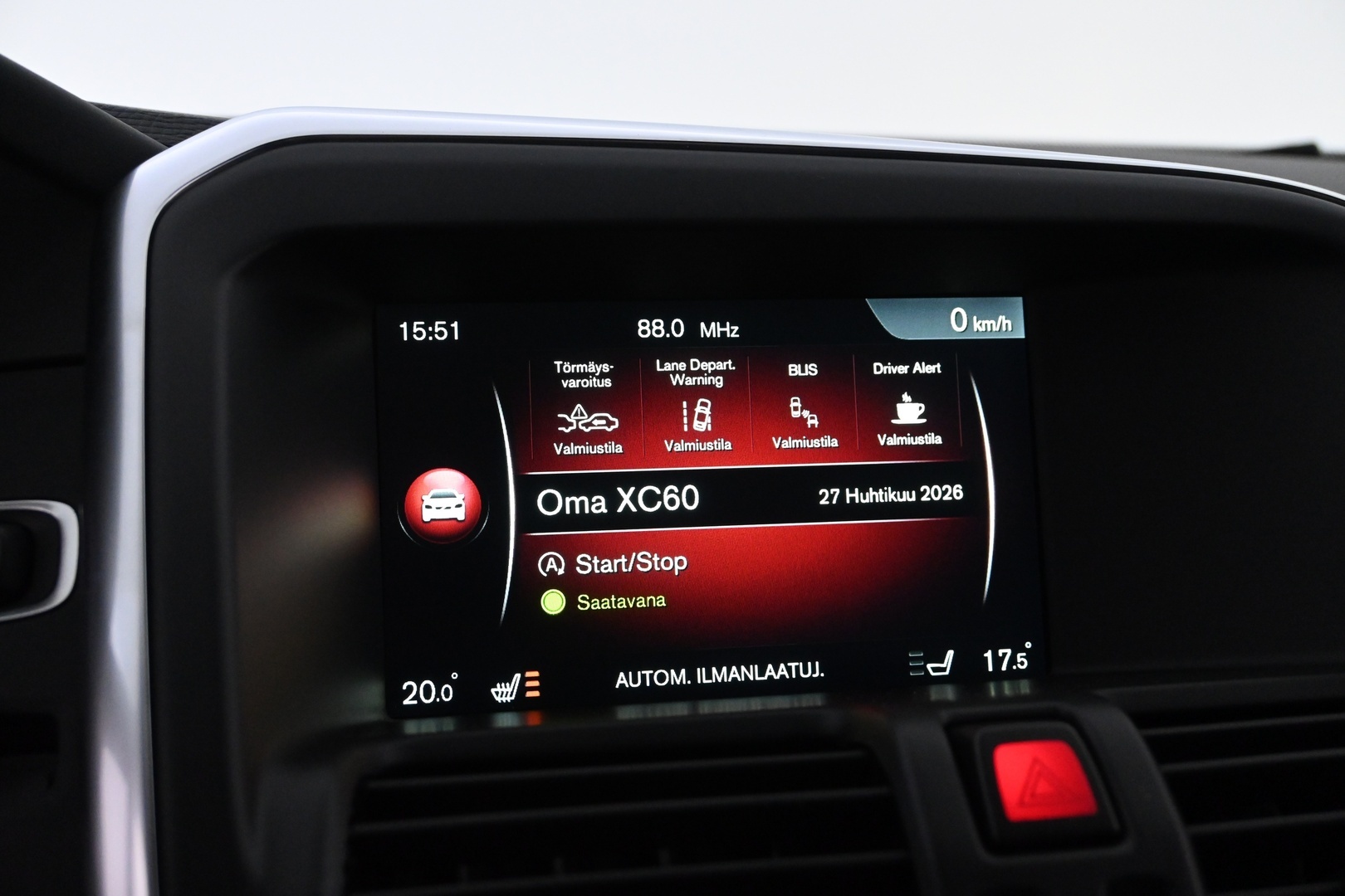 VOLVO XC60 2017
