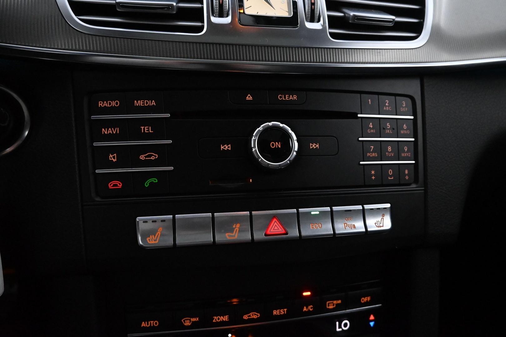 MERCEDES-BENZ E 2016