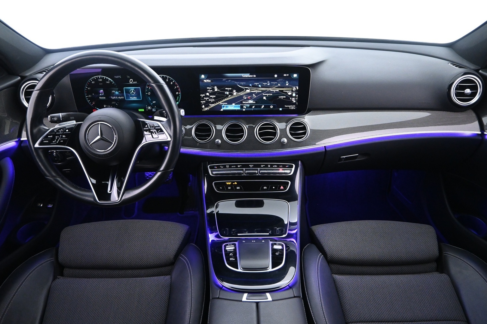 MERCEDES-BENZ E 2021