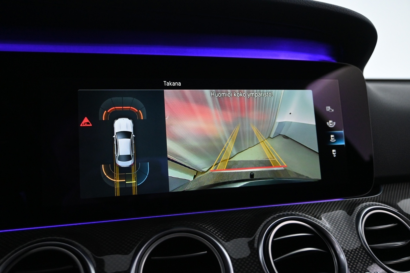 MERCEDES-BENZ E 2021