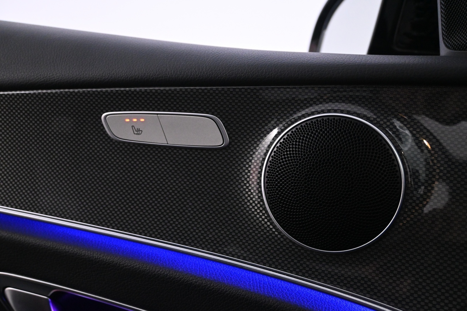 MERCEDES-BENZ E 2021