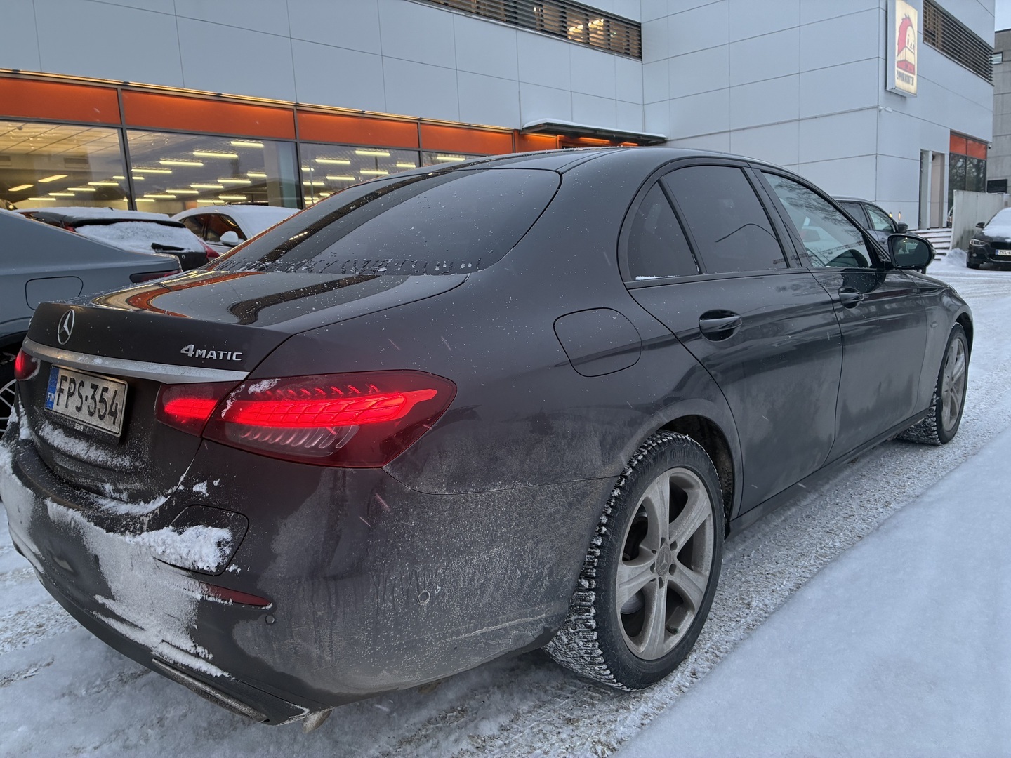 MERCEDES-BENZ E 2021