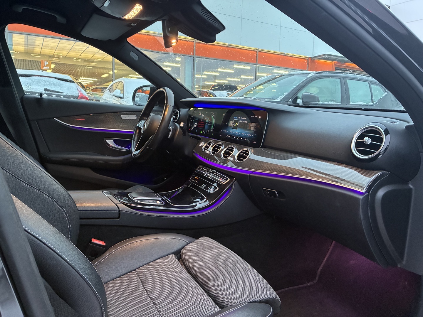 MERCEDES-BENZ E 2021