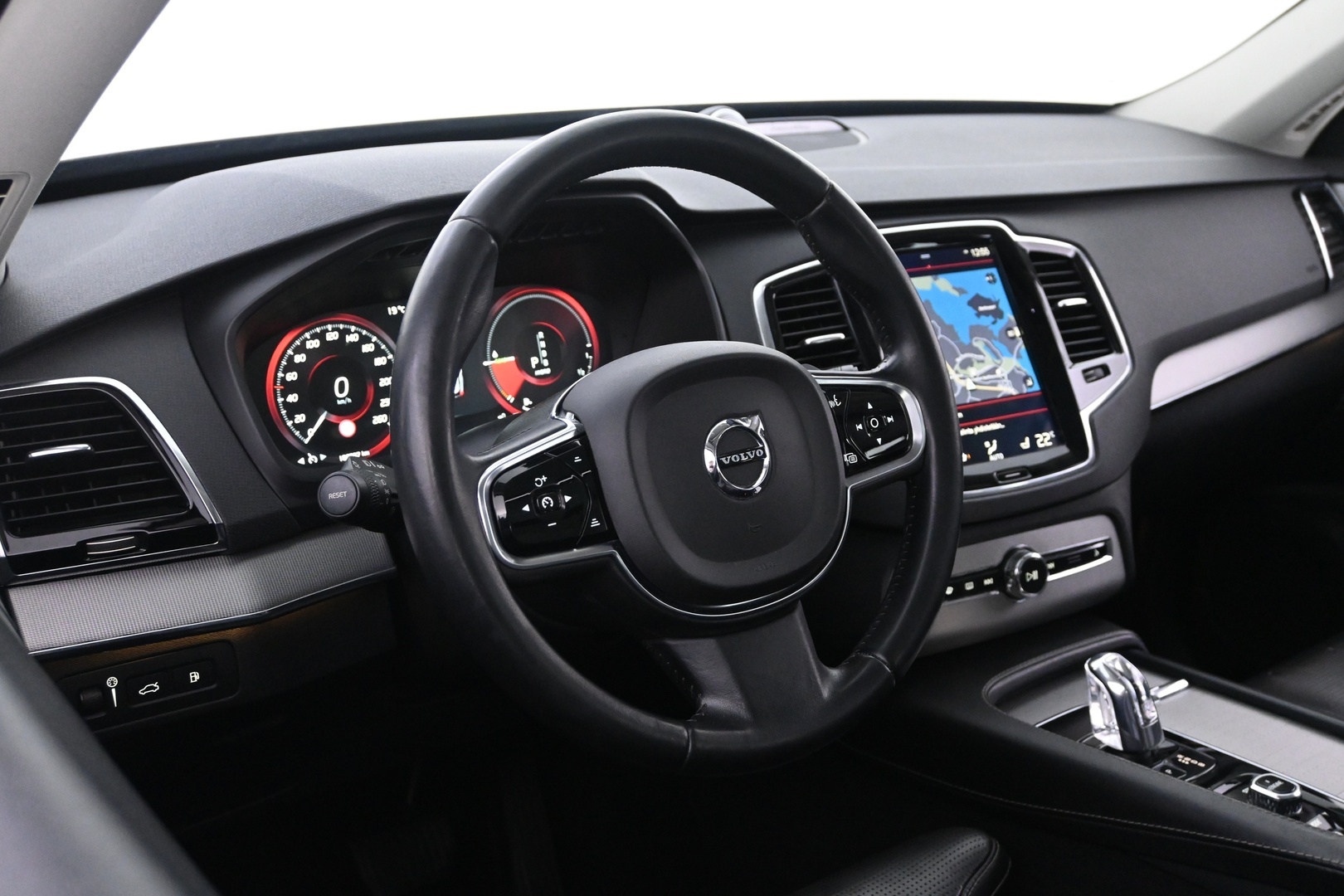VOLVO XC90 2015